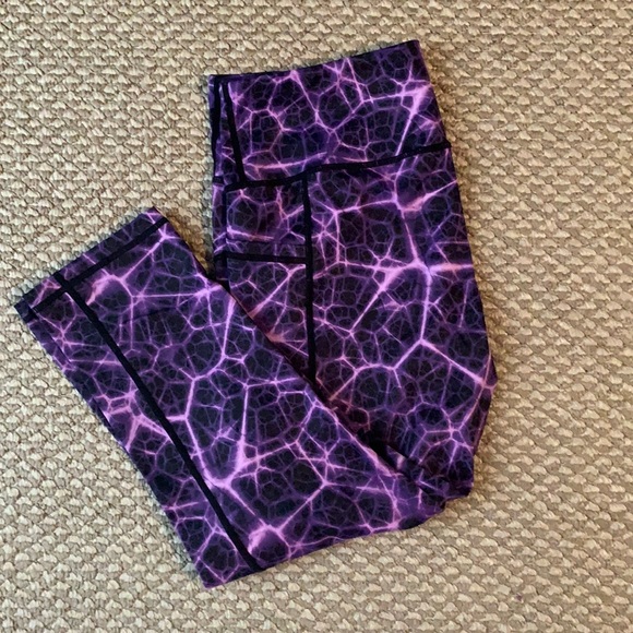 CVG Pants - Constantly Varied Gear Passion Capri Leggings